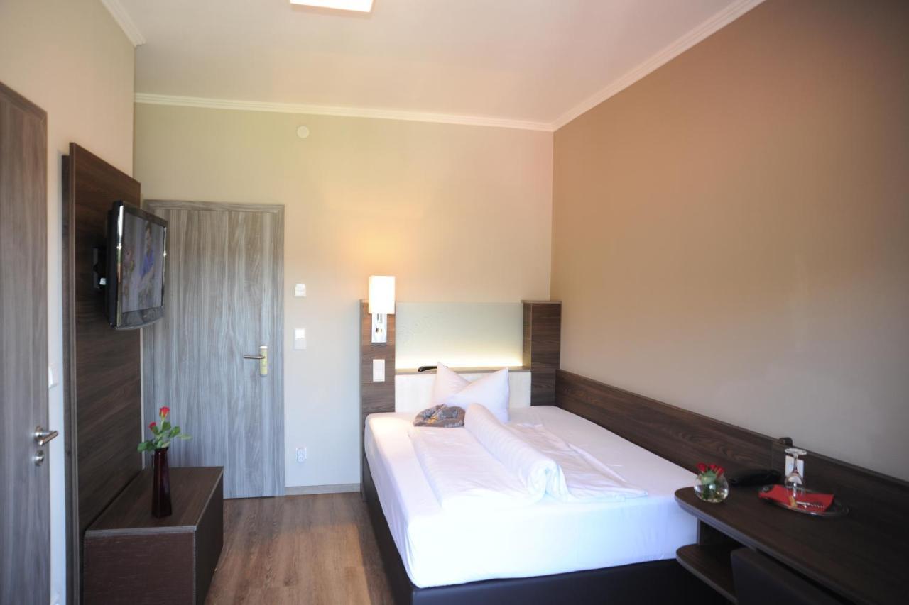 Bernrieder Hof Hotel ภายนอก รูปภาพ