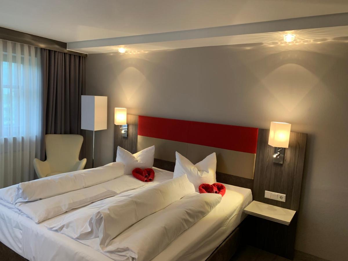 Bernrieder Hof Hotel ภายนอก รูปภาพ